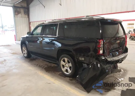 2018 Chevrolet Suburban Lt z USA, uszkodzony, nr VIN 1GNSCHKC2JR137998